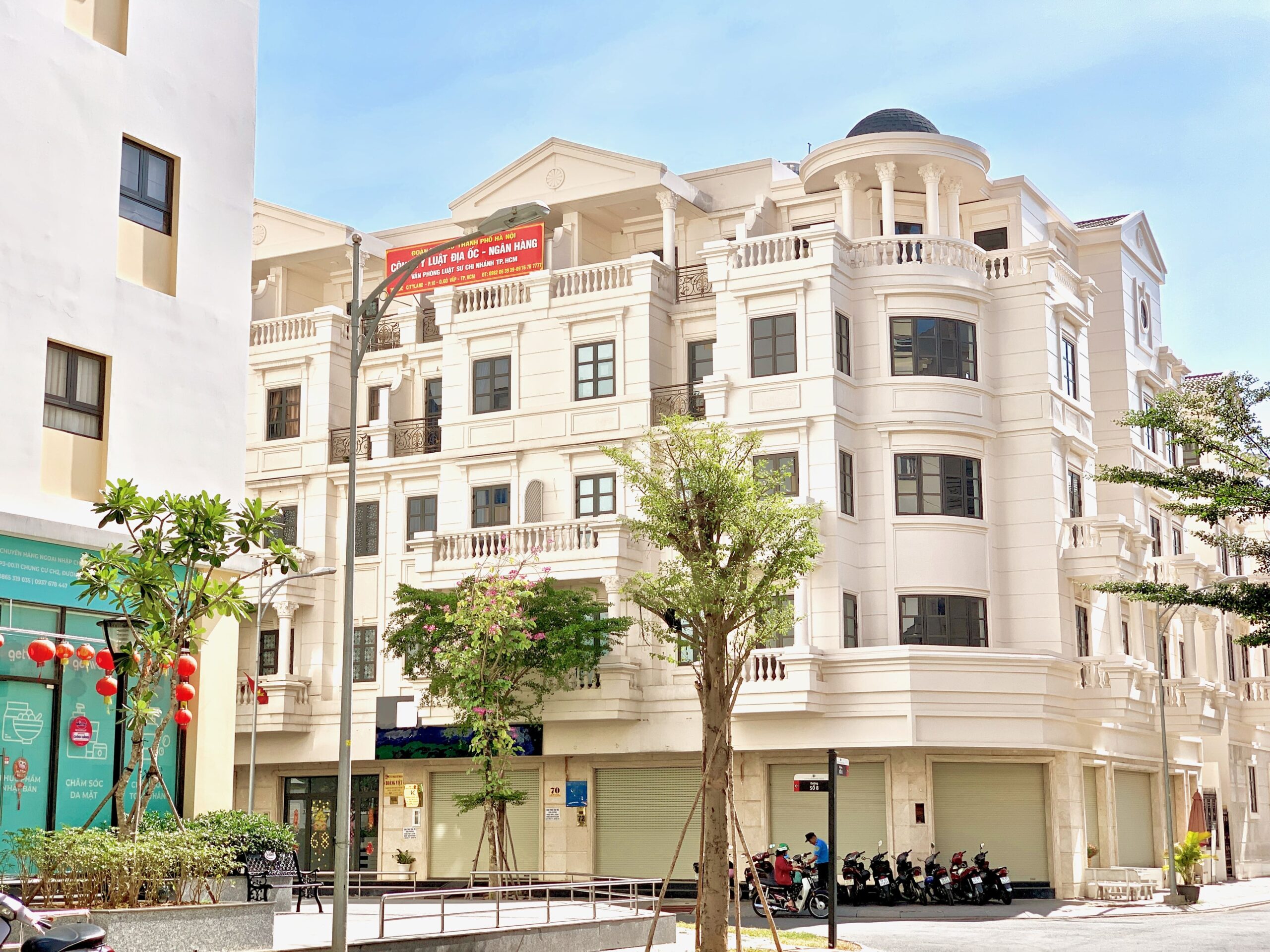 Nhà phố Park Hills kiến trúc châu Âu